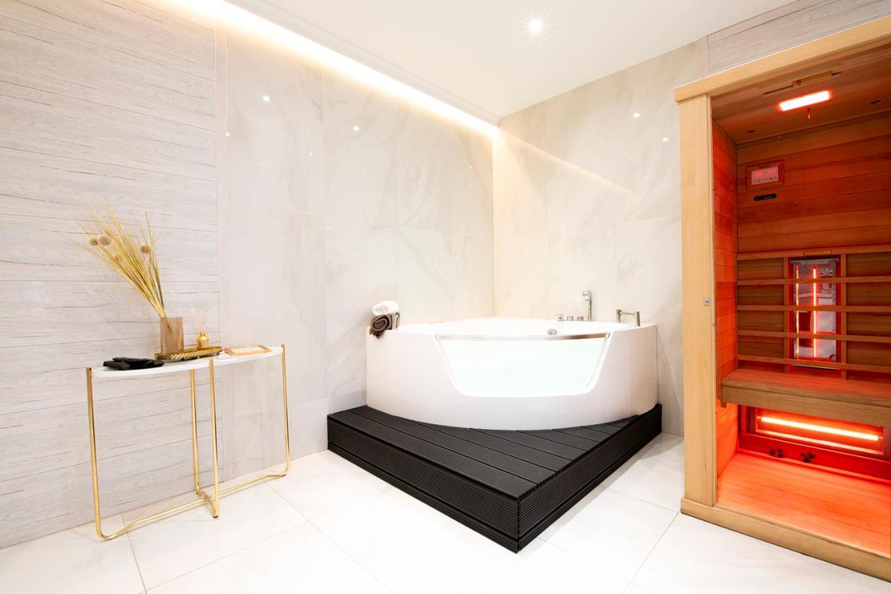 Jacuzzi Spa Prestige クラクフ エクステリア 写真