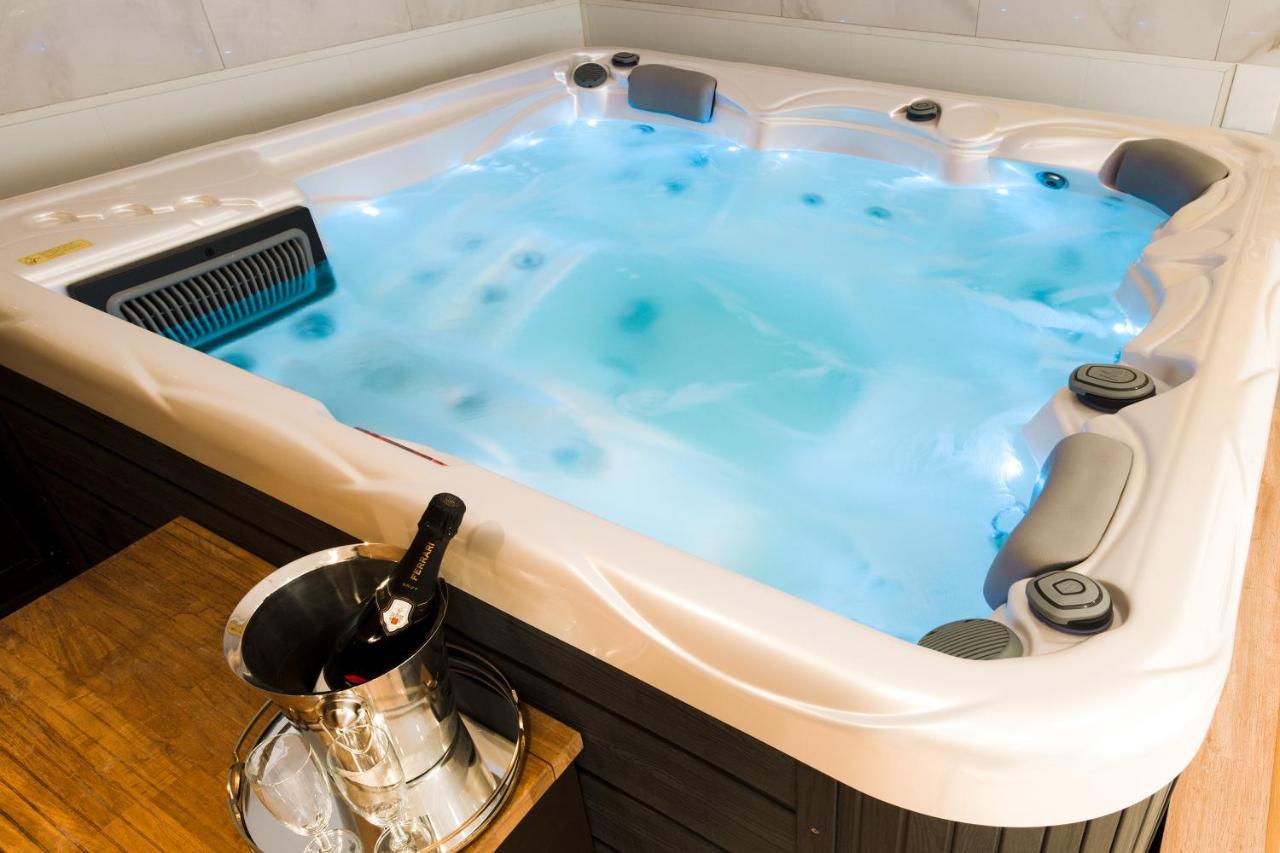 Jacuzzi Spa Prestige クラクフ エクステリア 写真